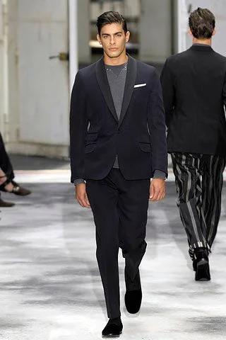 Look 32